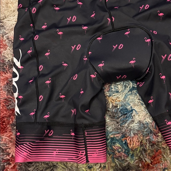 🚲 🦩 🚲 • 🫦 ZOOT x Vice x … Not Like The Rest Vibes 🫦 - Picture 7 of 9